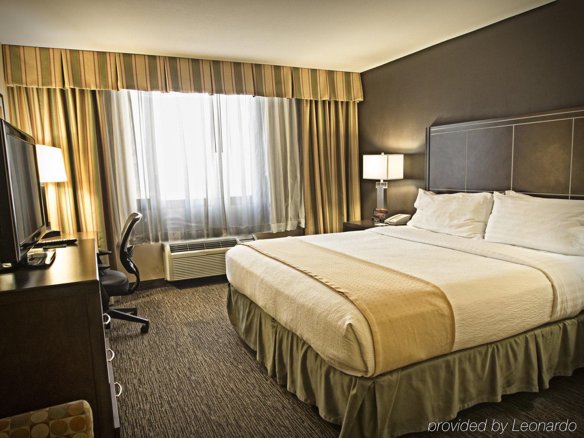 Holiday Inn Hotel & Suites Anaheim By Ihg Экстерьер фото