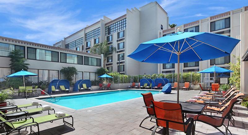 Holiday Inn Hotel & Suites Anaheim By Ihg Экстерьер фото